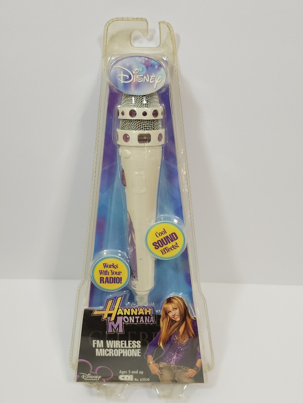 Hannah Montana 2007 Wireless FM Microphone Disney With Radio New Sealed *Rare*